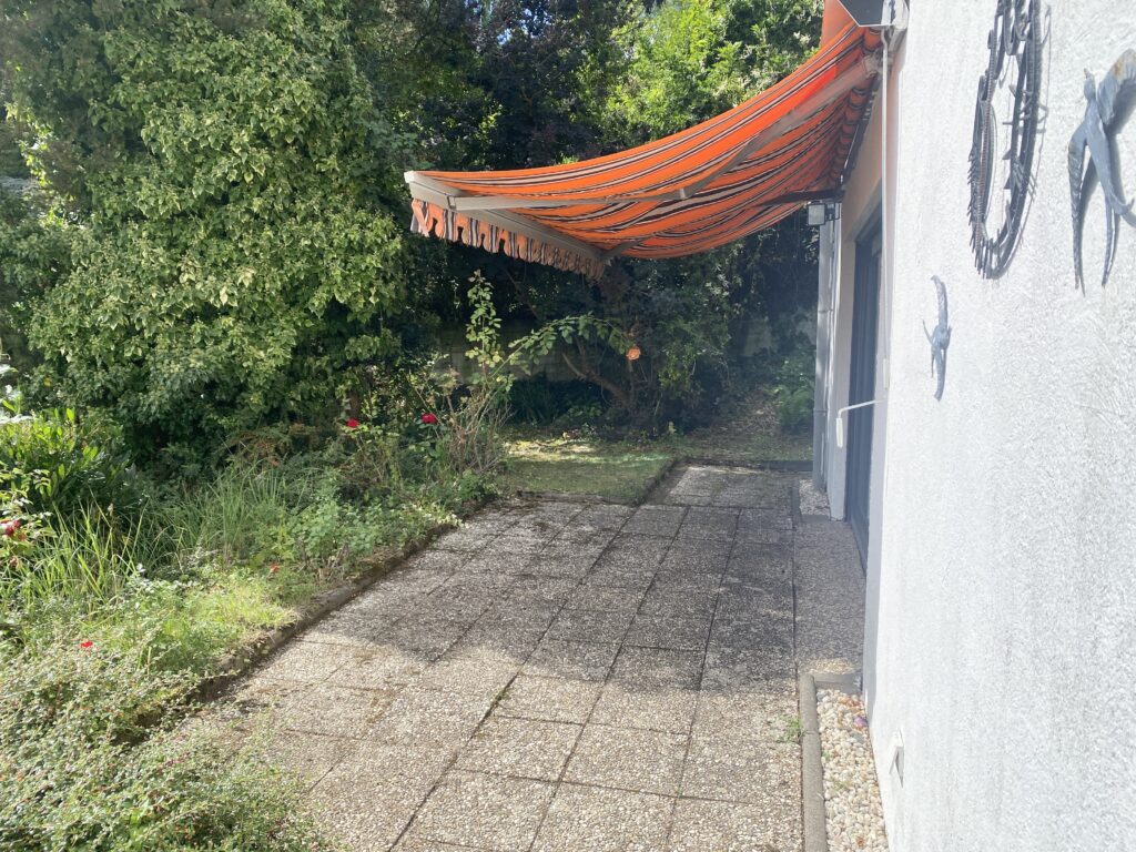 Ferienwohnung Schmidt Königswinter – Bad & Dusche